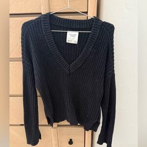 Abercrombie v neck cable knit sweater